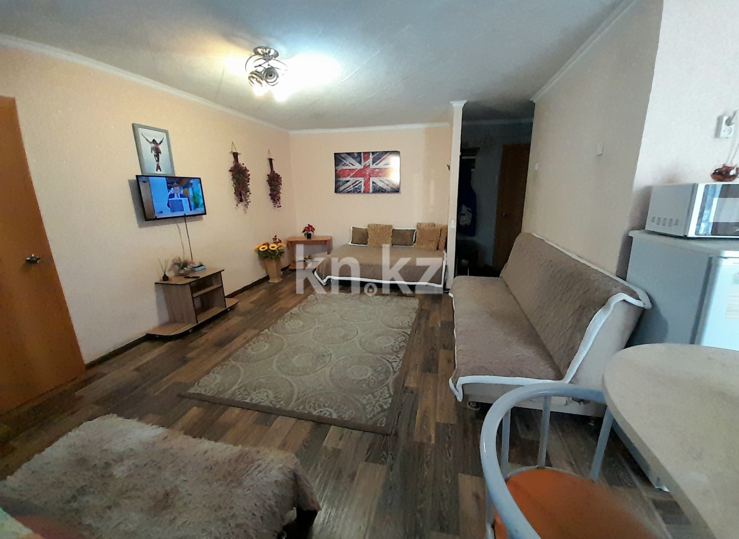 Аренда 2-комнатной квартиры посуточно, 50 м² - Аренда недвижимости в Усть-Каменогорске фото 5 из 13