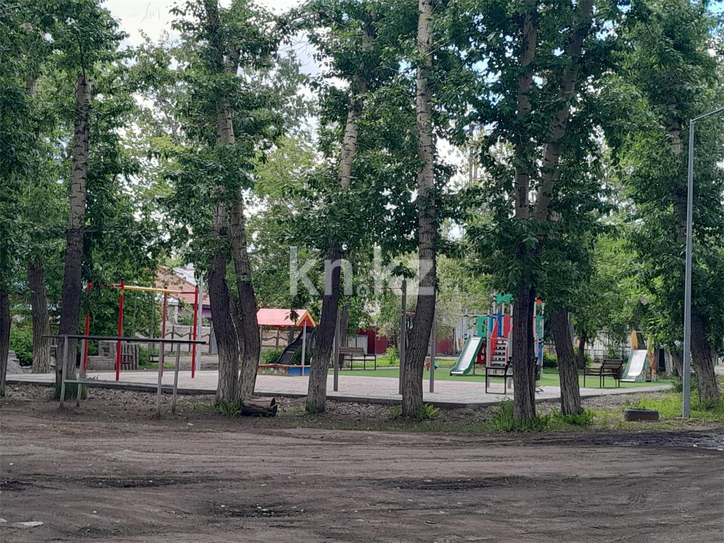 Продажа 4-комнатной квартиры, 96 м², ул. Степная, дом  1а - Продажа  четырехкомнатных квартир в Караганде фото 22 из 27