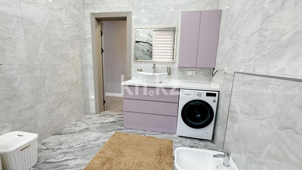 Продажа 7-комнатного дома, 900 м² в Алматы - фото 23