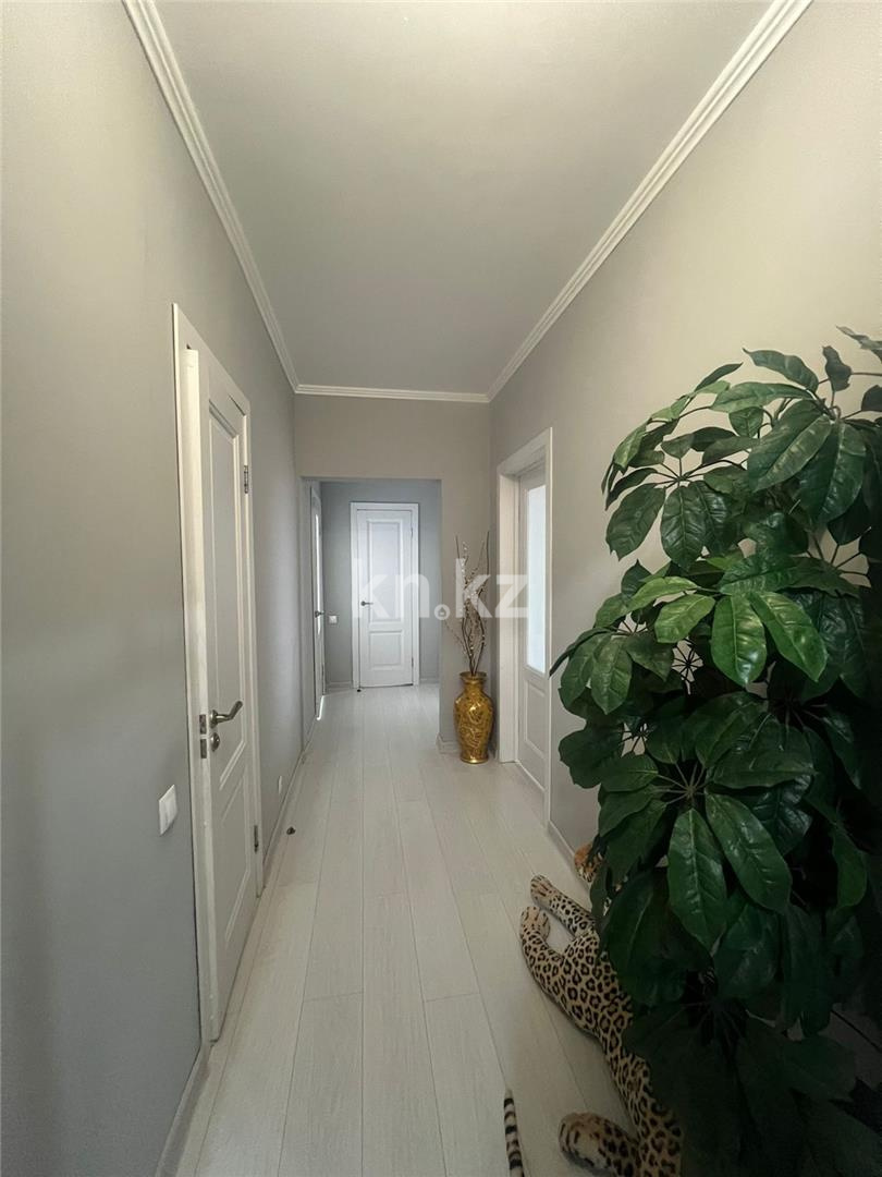 Продажа 2-комнатной квартиры, 70 м², мкр-н Шапагат, дом  8 - Продажа  двухкомнатных квартир в Караганде фото 14 из 22