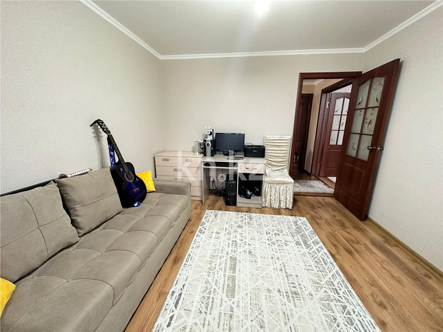 Продажа 3-комнатной квартиры, 69 м² - Продажа  трехкомнатных квартир в Караганде на Юго-Востоке фото 2 из 14