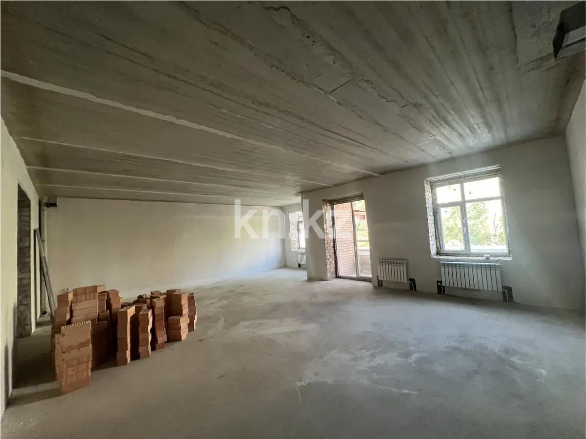 Продажа 3-комнатной квартиры, 101 м² в Караганде