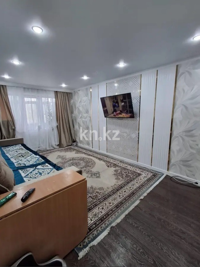 Продажа 2-комнатной квартиры, 44 м², ул. Ержанова, дом  32 - Продажа квартир в Караганде фото 1 из 5