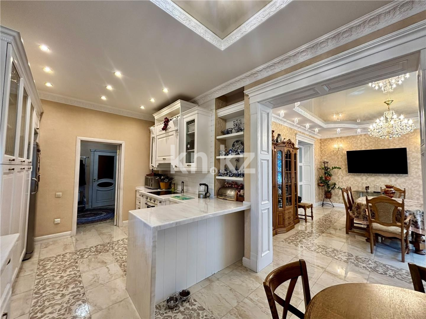 Продажа 9-комнатного дома, 375.7 м² в Караганде - фото 8