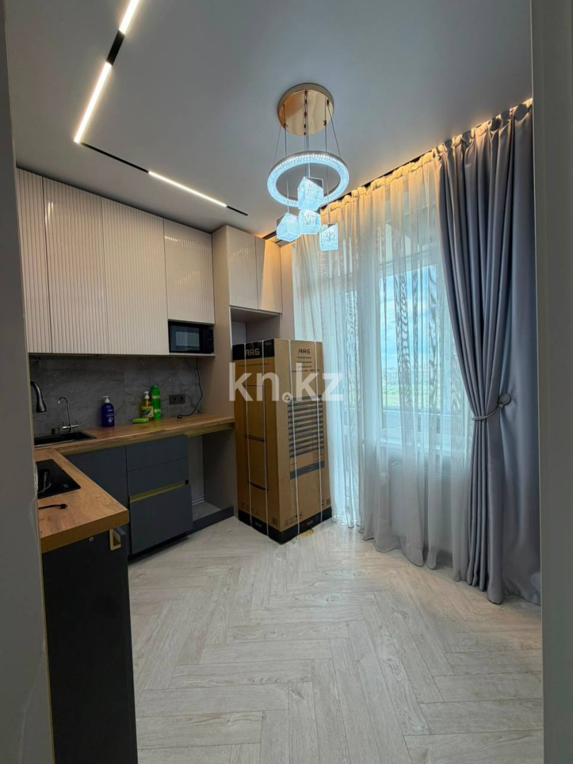 Аренда 1-комнатной квартиры, 36 м² в Астане