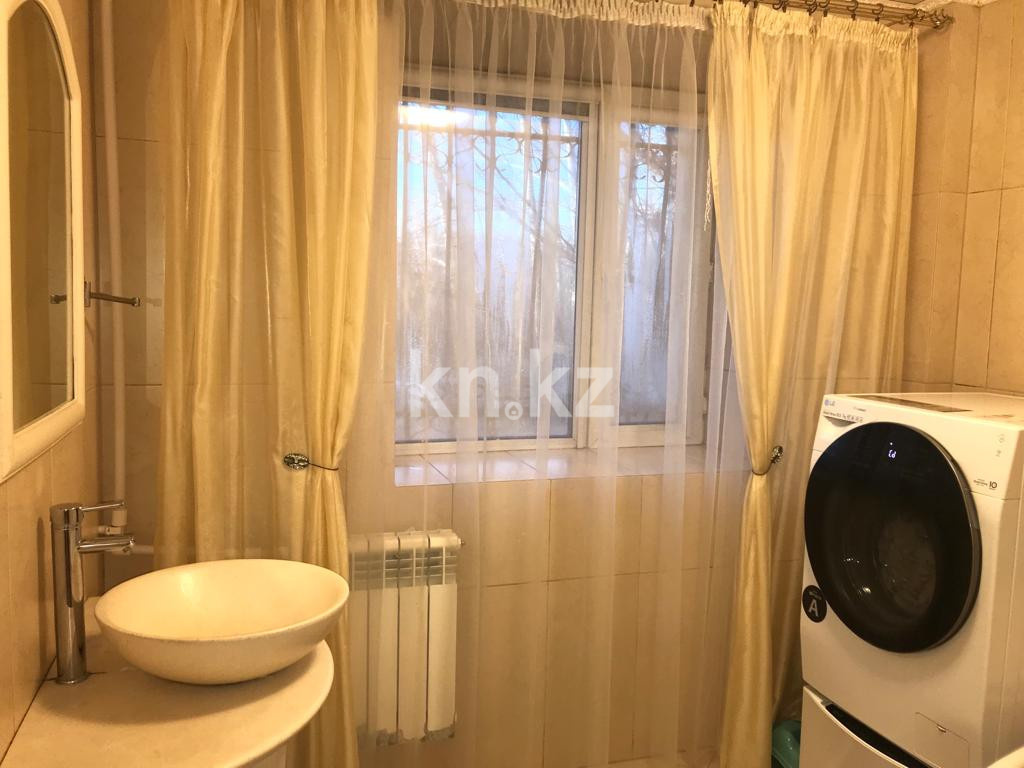 Продажа 3-комнатной квартиры, 100 м², ул. Ботаническая, дом  14 в Караганде - фото 25