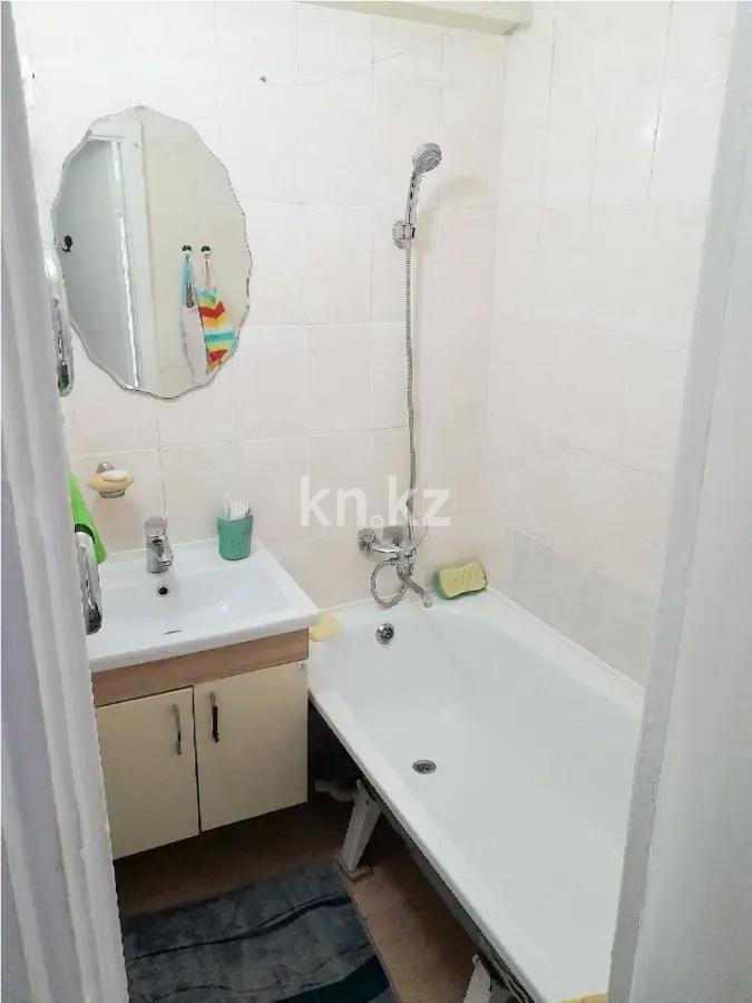 Продажа 4-комнатной квартиры, 62 м², мкр-н 23, дом  31 в Караганде - фото 6