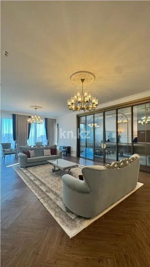 Продажа 3-комнатной квартиры, 246 м² в Астане