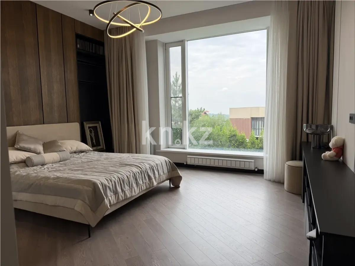 Продажа 4-комнатной квартиры, 159.7 м² в Алматы