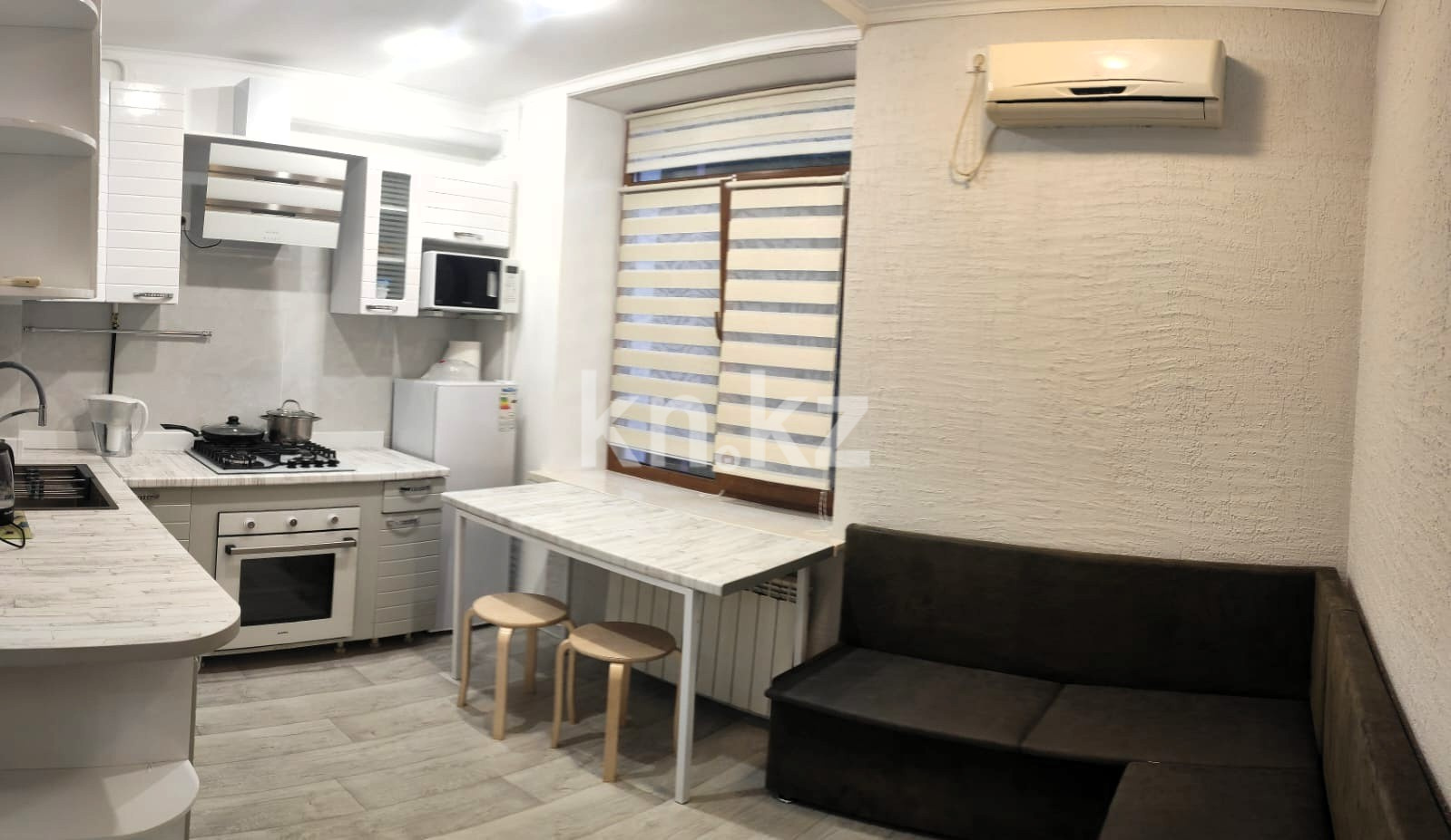 Аренда 2-комнатной квартиры посуточно, 60 м², ул. Шевченко, дом  15 - Достык - Аренда квартир посуточно в Алматы фото 4 из 7