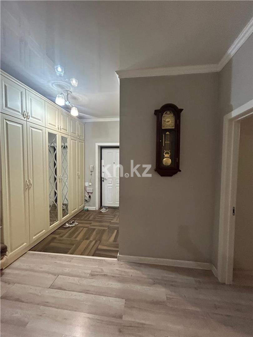 Продажа 3-комнатной квартиры, 105 м², ул. Керей, Жанибек хандар в Астане - фото 16