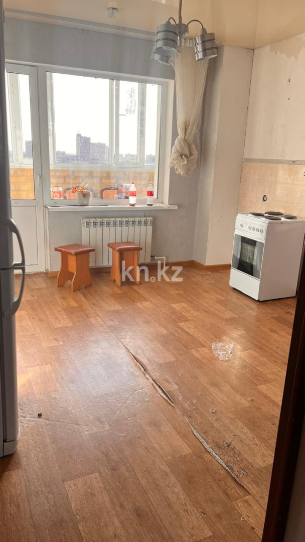 Продажа 3-комнатной квартиры, 90 м², пр. Шахтеров, дом  60 - Продажа  трехкомнатных квартир в Караганде фото 12 из 13