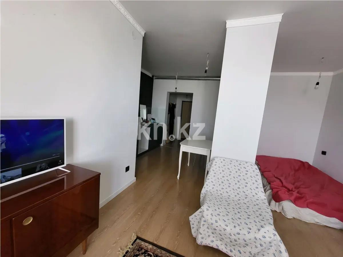 Продажа 1-комнатной квартиры, 36.6 м², мкр-н Аксай-5, дом  25 - Продажа квартир в Алматы без посредников с фото фото 1 из 4