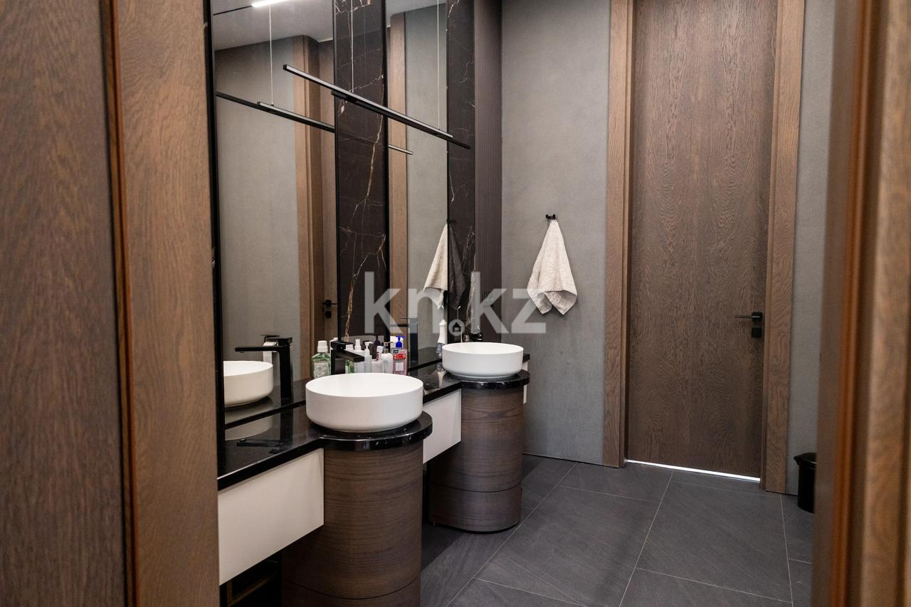 Продажа 6-комнатной квартиры, 650 м² - Продажа пятикомнатных и более квартир в Алматы фото 27 из 40