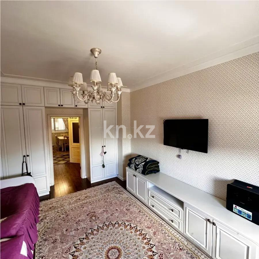 Продажа 4-комнатной квартиры, 158.9 м² в Астане