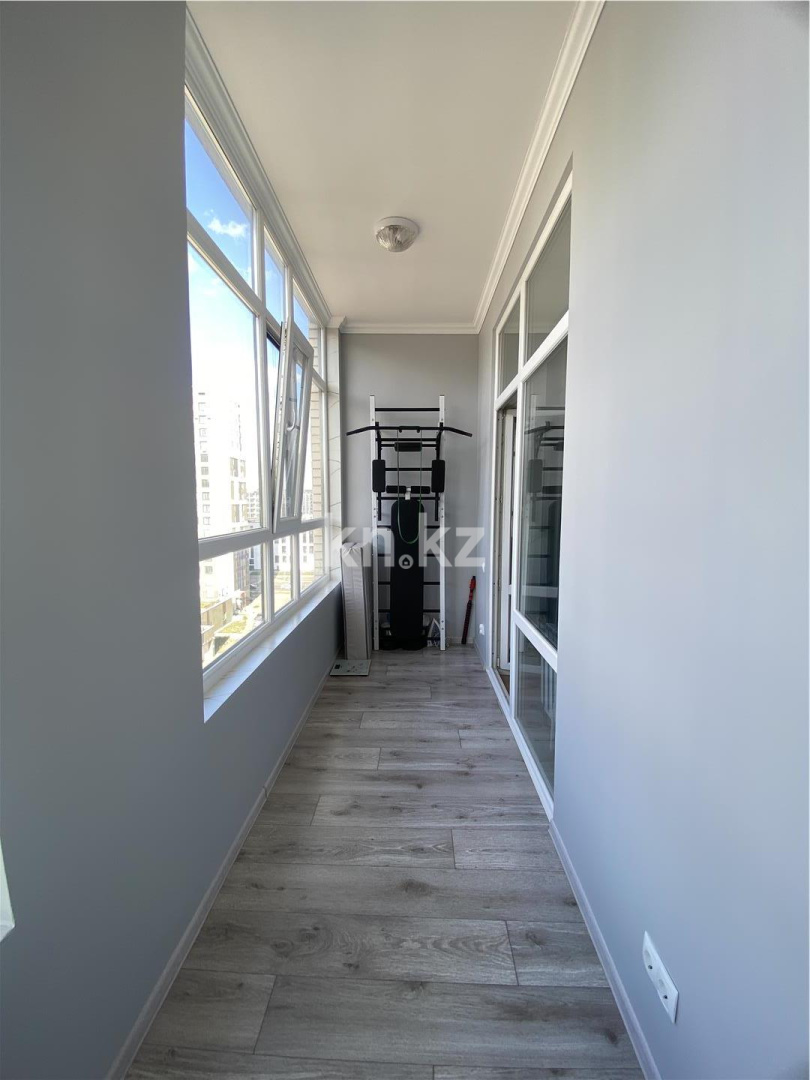 Продажа 4-комнатной квартиры, 98.7 м², ул. Казыбек би в Астане - фото 19