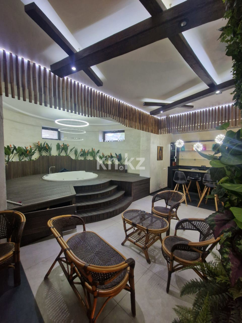 Продажа 7-комнатного дома, 680 м² - Продажа домов, коттеджей в Алматы фото 22 из 34