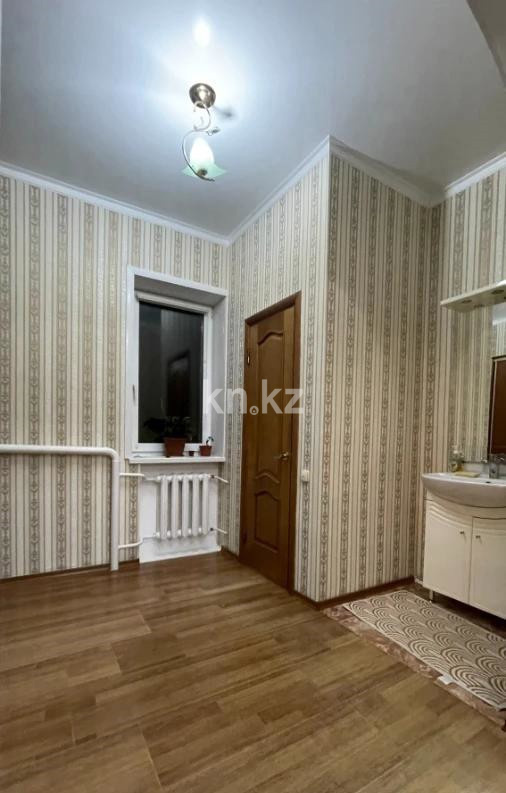 Продажа 9-комнатного дома, 1 м², Челябинская 6-я - Продажа квартир в Костанае фото 12 из 33
