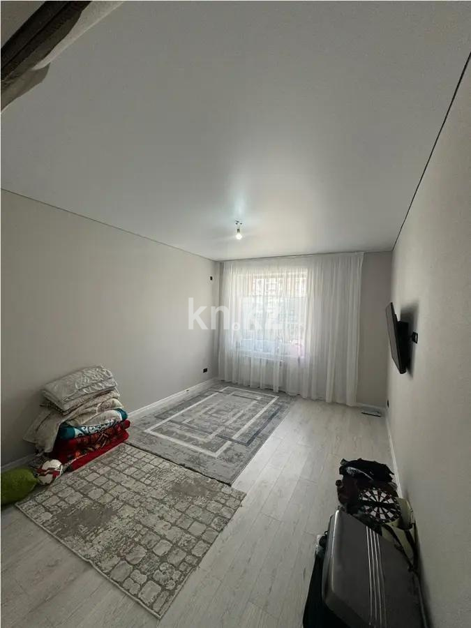 Продажа 3-комнатной квартиры, 69 м², ул. Муканова, дом  78 - Продажа трехкомнатных квартир в Караганде на Юго-Востоке фото 1 из 6