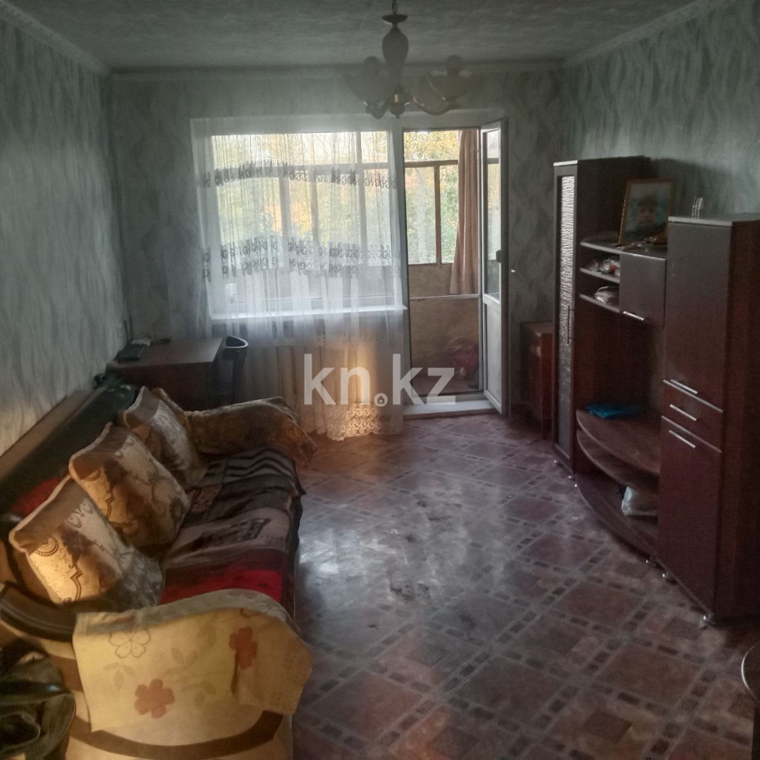 Продажа 2-комнатной квартиры, 43 м², мкр-н 13, дом  14 - Продажа  двухкомнатных квартир в Караганде фото 1 из 11