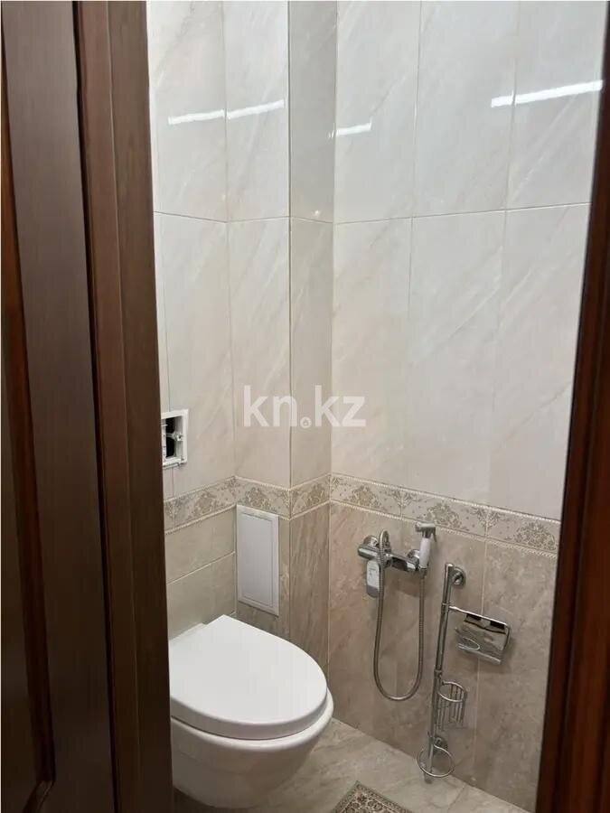 Продажа 4-комнатной квартиры, 88.3 м² в Алматы - фото 6