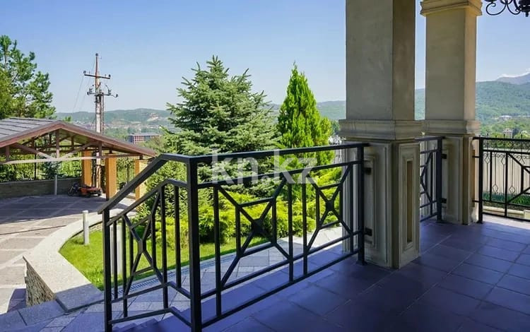 Аренда 8-комнатного дома, 540 м² - Аренда домов в Алматы фото 18 из 24