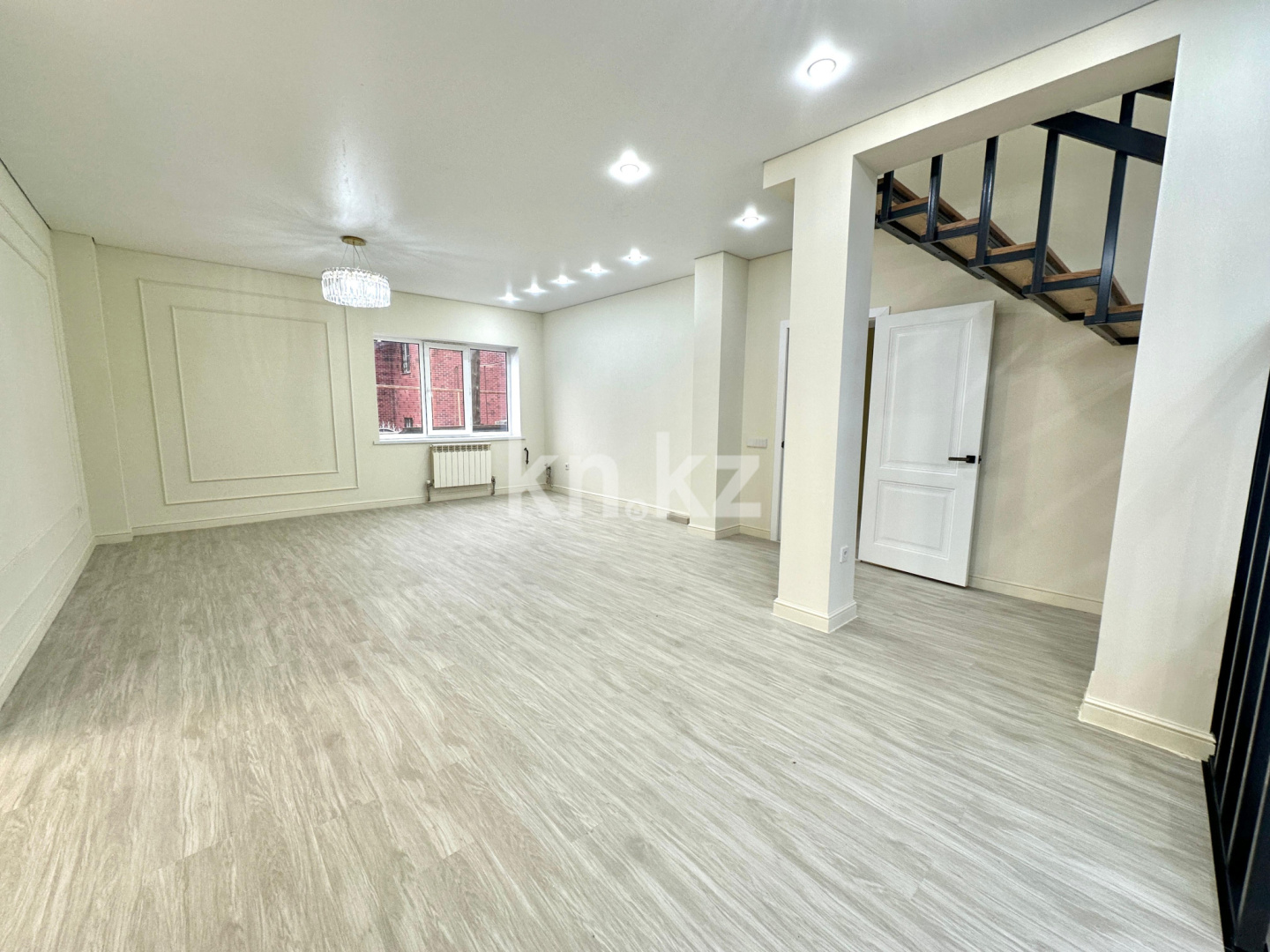 Продажа 5-комнатного дома, 190 м², ул. Енбек, дом  19 - Продажа домов, коттеджей в Алматы без посредников фото 22 из 32