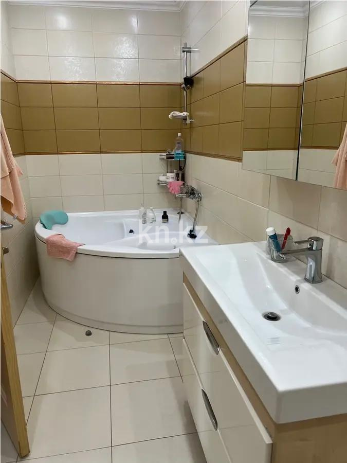 Продажа 3-комнатной квартиры, 127.3 м², пр. Абая, дом  45/1 - Продажа  трехкомнатных квартир в Астане без посредников фото 4 из 4