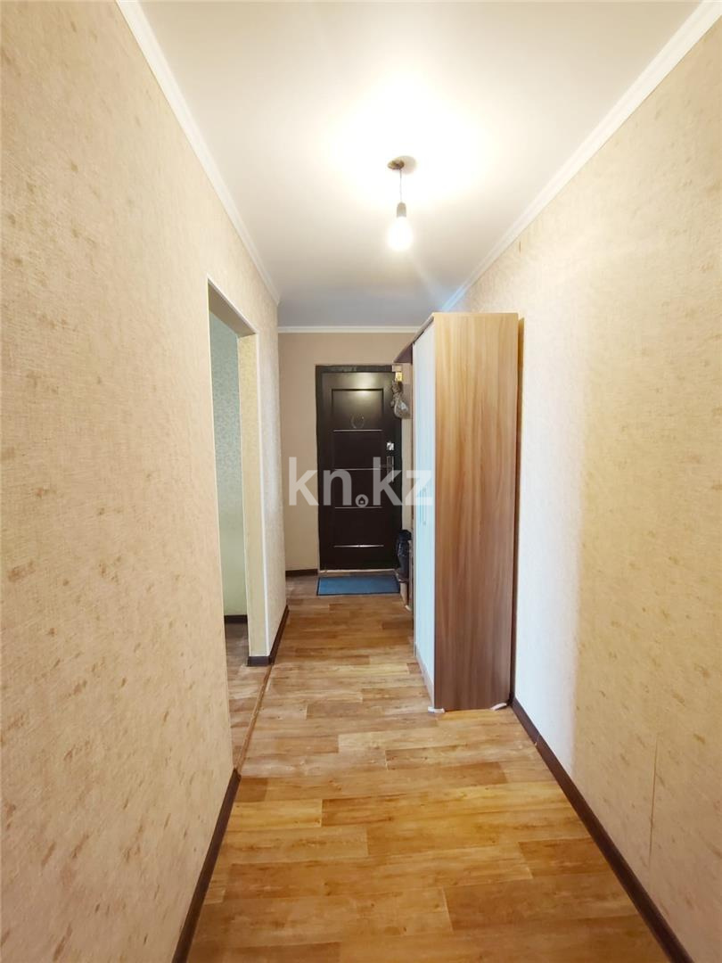 Продажа 3-комнатной квартиры, 66 м², мкр-н Восток-2 - Продажа  трехкомнатных квартир в Караганде фото 9 из 19