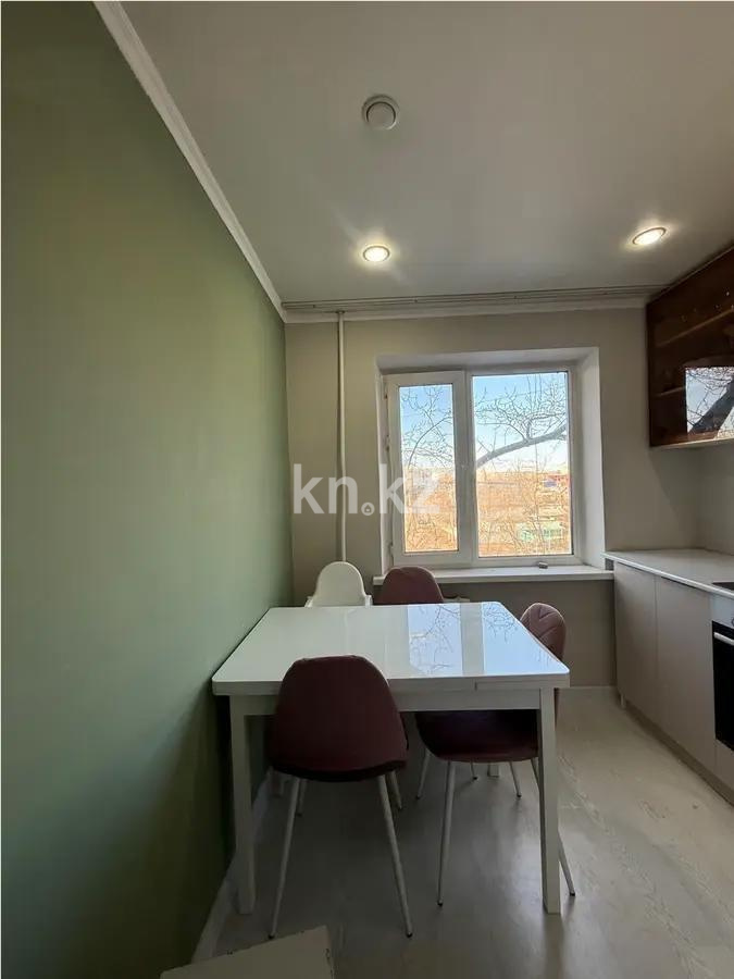 Продажа 3-комнатной квартиры, 61 м², мкр-н 18, дом  21 в Караганде - фото 3