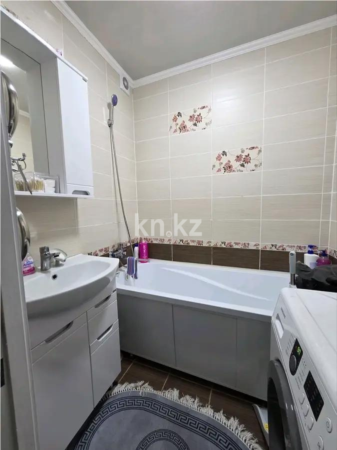 Продажа 4-комнатной квартиры, 78 м², пр. Республики, дом  30/2 - Продажа  четырехкомнатных квартир в Караганде фото 6 из 9