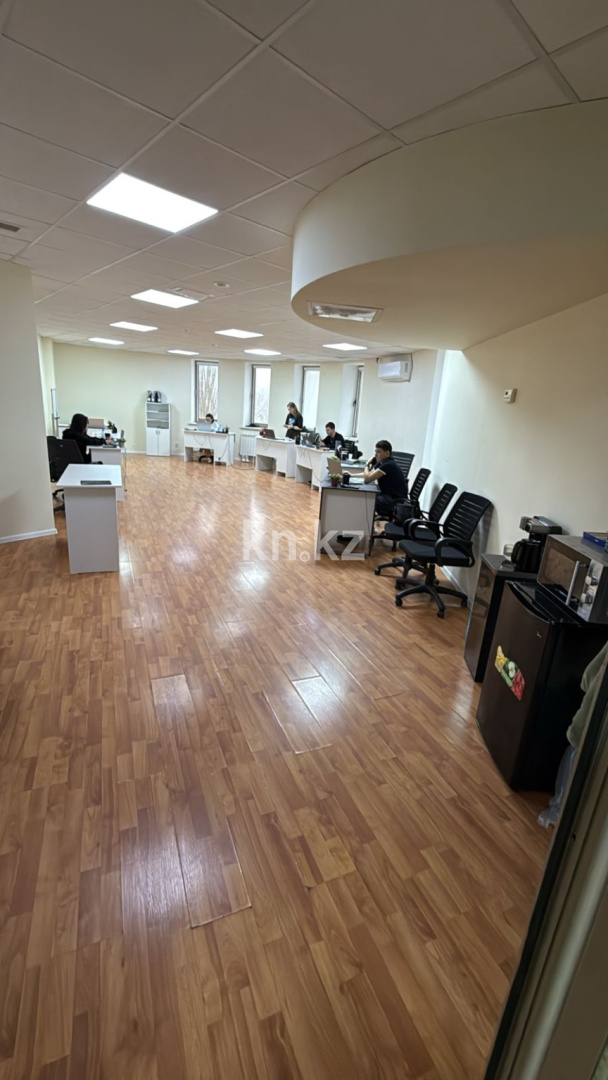 Аренда , пр. Кабанбай батыра, дом  2/2 - Аренда офисных и торговых помещений в Астане фото 2 из 4