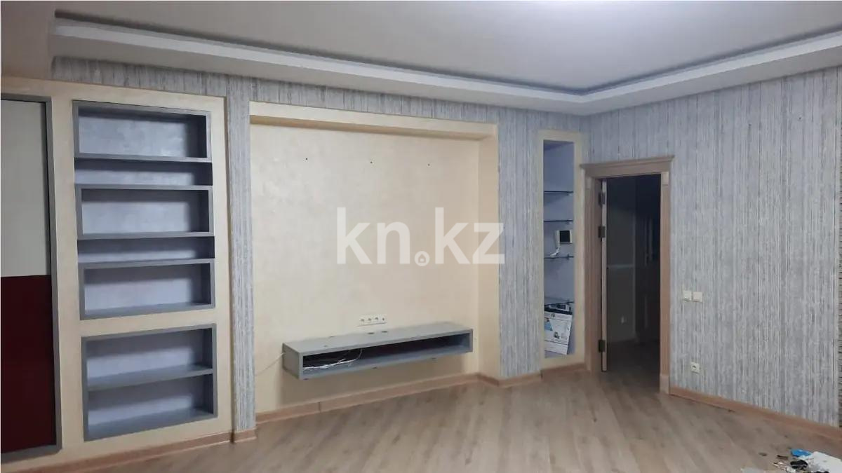 Продажа 4-комнатной квартиры, 225 м², ул. Достык, дом  13 в Астане - фото 4