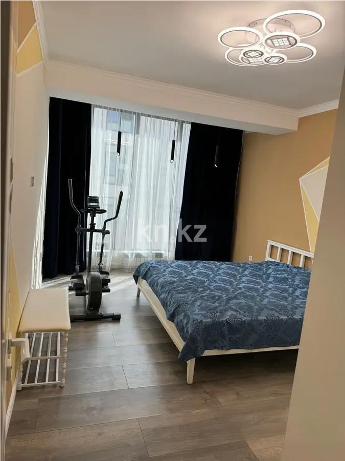 Продажа 3-комнатной квартиры, 97.2 м², ул. Кулболды, дом  1/2 - Продажа квартир в Алматы фото 1 из 4