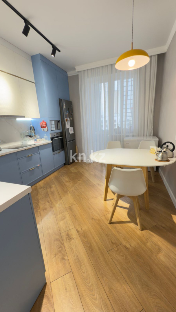 Продажа 3-комнатной квартиры, 88 м², ул. Нажимеденова - Продажа квартир в Астане фото 1 из 12