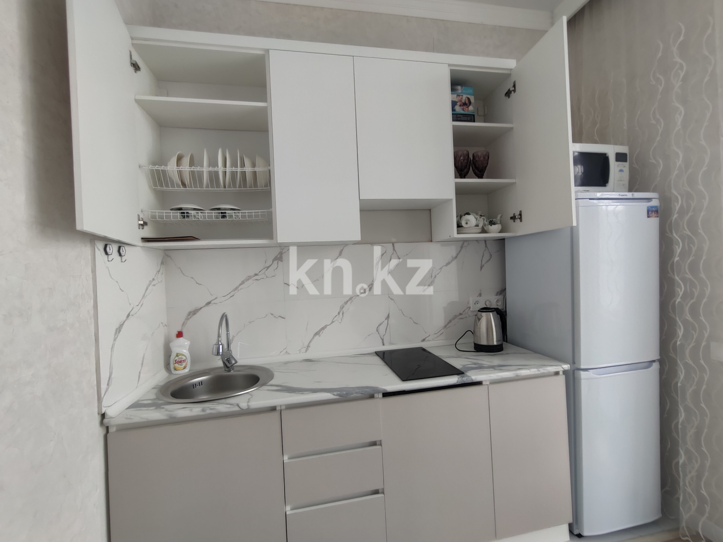 Аренда 1-комнатной квартиры посуточно, 42 м², пр. Туран, дом  46/4 - ул. Орынбор - Аренда квартиры посуточно в Астане фото 17 из 17