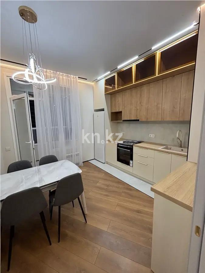Продажа 2-комнатной квартиры, 65.5 м² в Алматы - фото 3