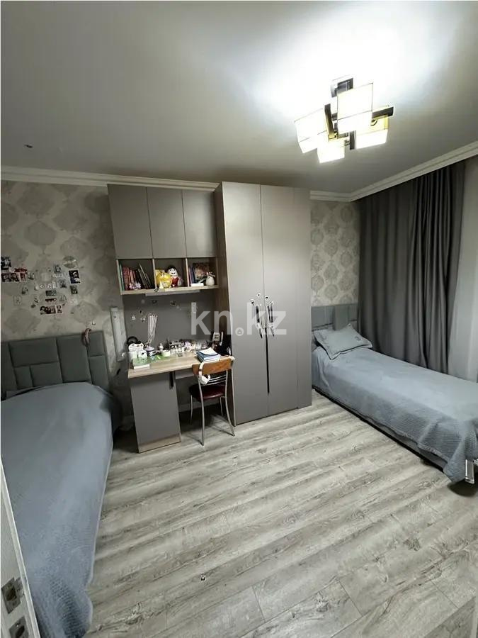 Продажа 4-комнатной квартиры, 98 м², пр. Тлендиева, дом  15/2 в Астане - фото 4