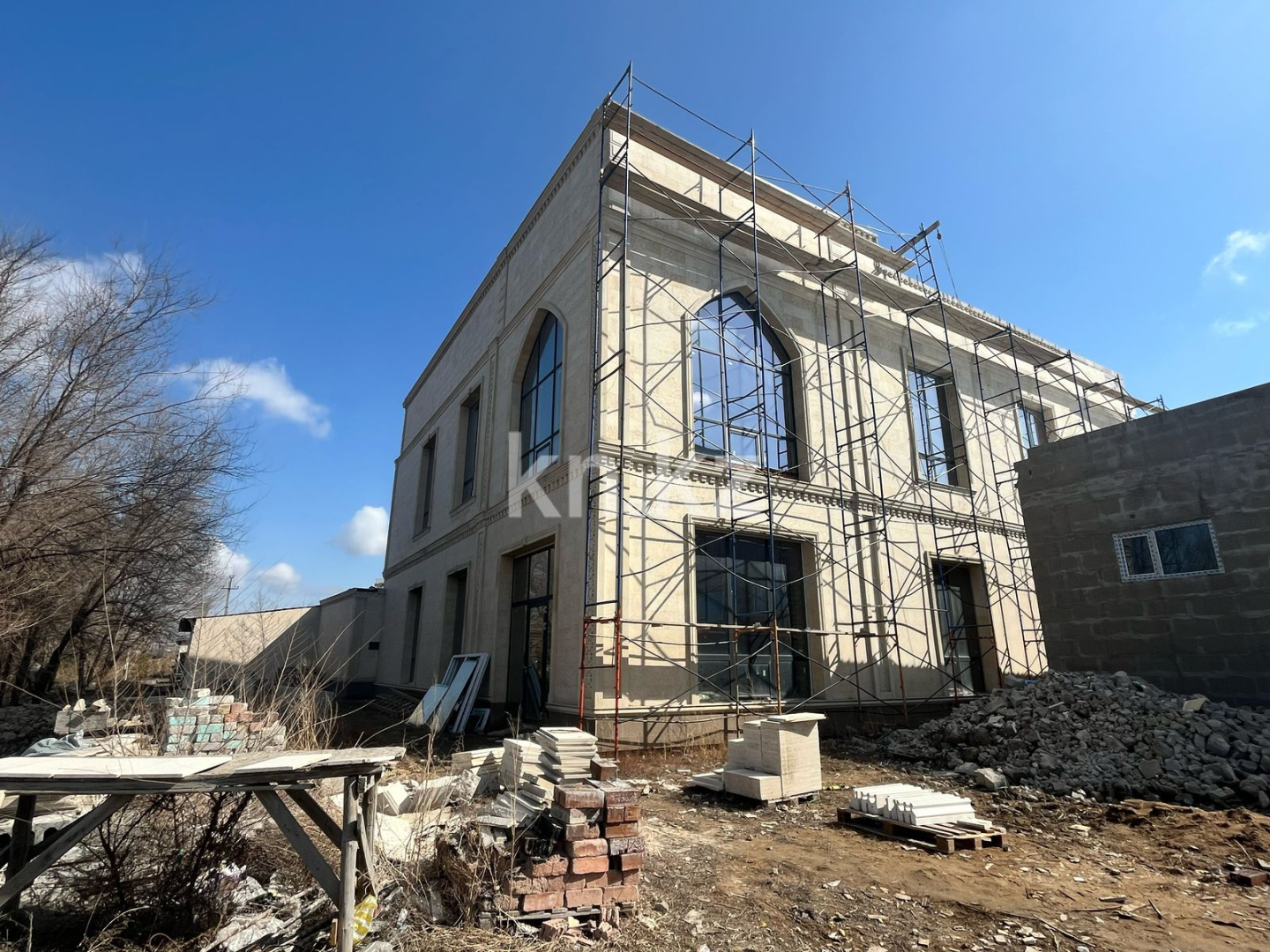 Аренда , 1000 м², 138 учетный квартал - Аренда жилой и коммерческой недвижимости в Караганде фото 3 из 4