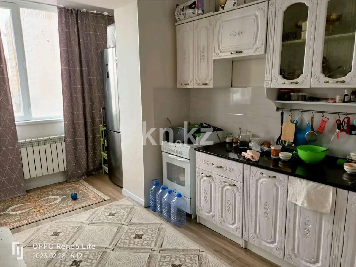 Продажа 2-комнатной квартиры, 60 м², ул. Байтурсынова, дом  39 в Астане - фото 3