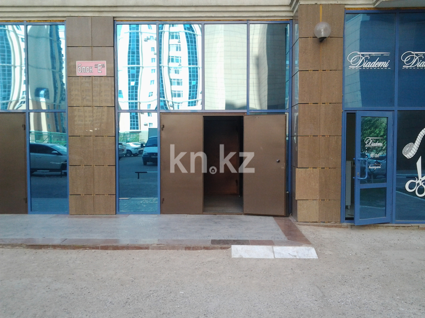 Продажа 2-комнатной квартиры, 86 м², ул. Иманбаевой в Астане - фото 33