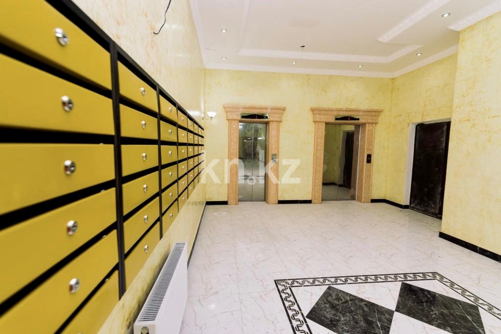 Продажа 2-комнатной квартиры, 65 м², ул. Туркестан, дом  10 в Астане - фото 9