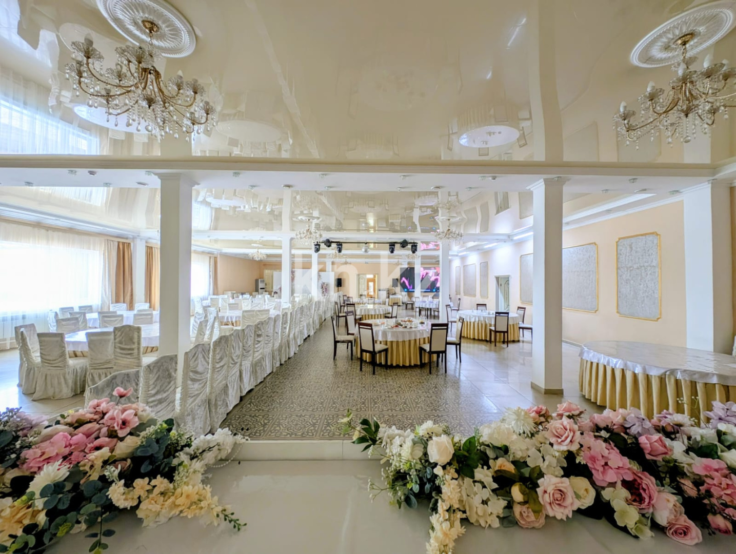 Продажа , 1286.4 м², тинский район. с  Жана Омир      ул Гагарина, дом  34 - Продажа жилой и коммерческой недвижимости в Уральске фото 5 из 31