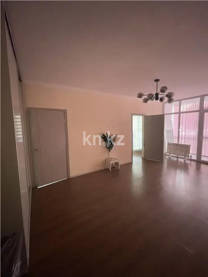 Продажа 3-комнатной квартиры, 67.9 м² в Алматы