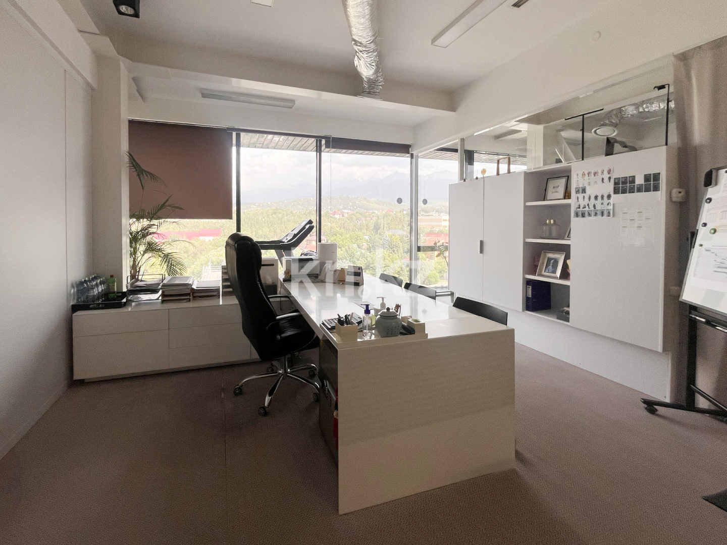 Продажа , 438.5 м², ул. Жарокова, дом  366 - Продажа офисных и торговых помещений в Алматы фото 5 из 9