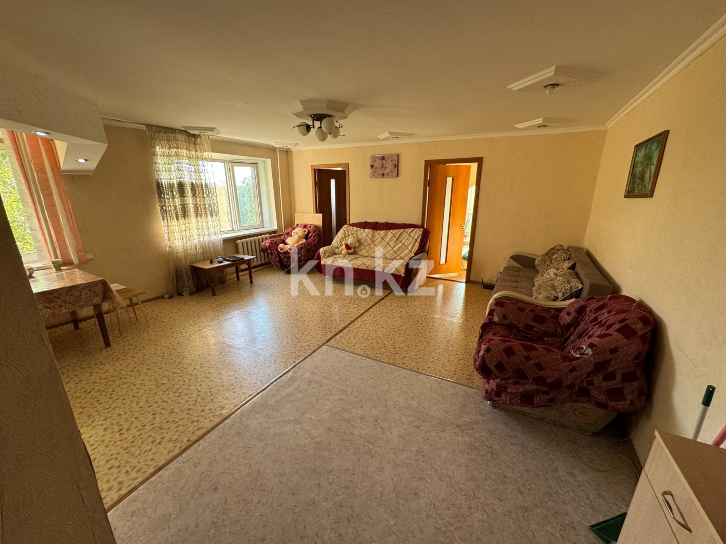 Продажа 4-комнатной квартиры, 64 м², мкр-н 21, дом  16 в Караганде - фото 2