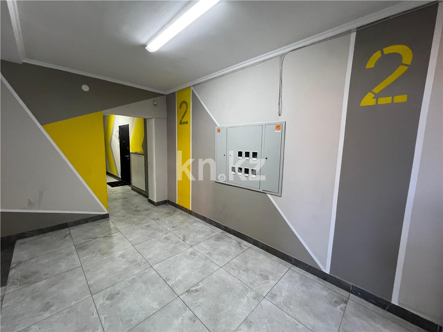 Продажа 3-комнатной квартиры, 100 м², ул. Дюсембекова - Продажа  трехкомнатных квартир в Караганде фото 16 из 21