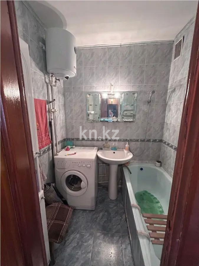 Продажа 3-комнатной квартиры, 65 м², ул. Язева, дом  4 - Продажа  трехкомнатных квартир в Караганде фото 5 из 6