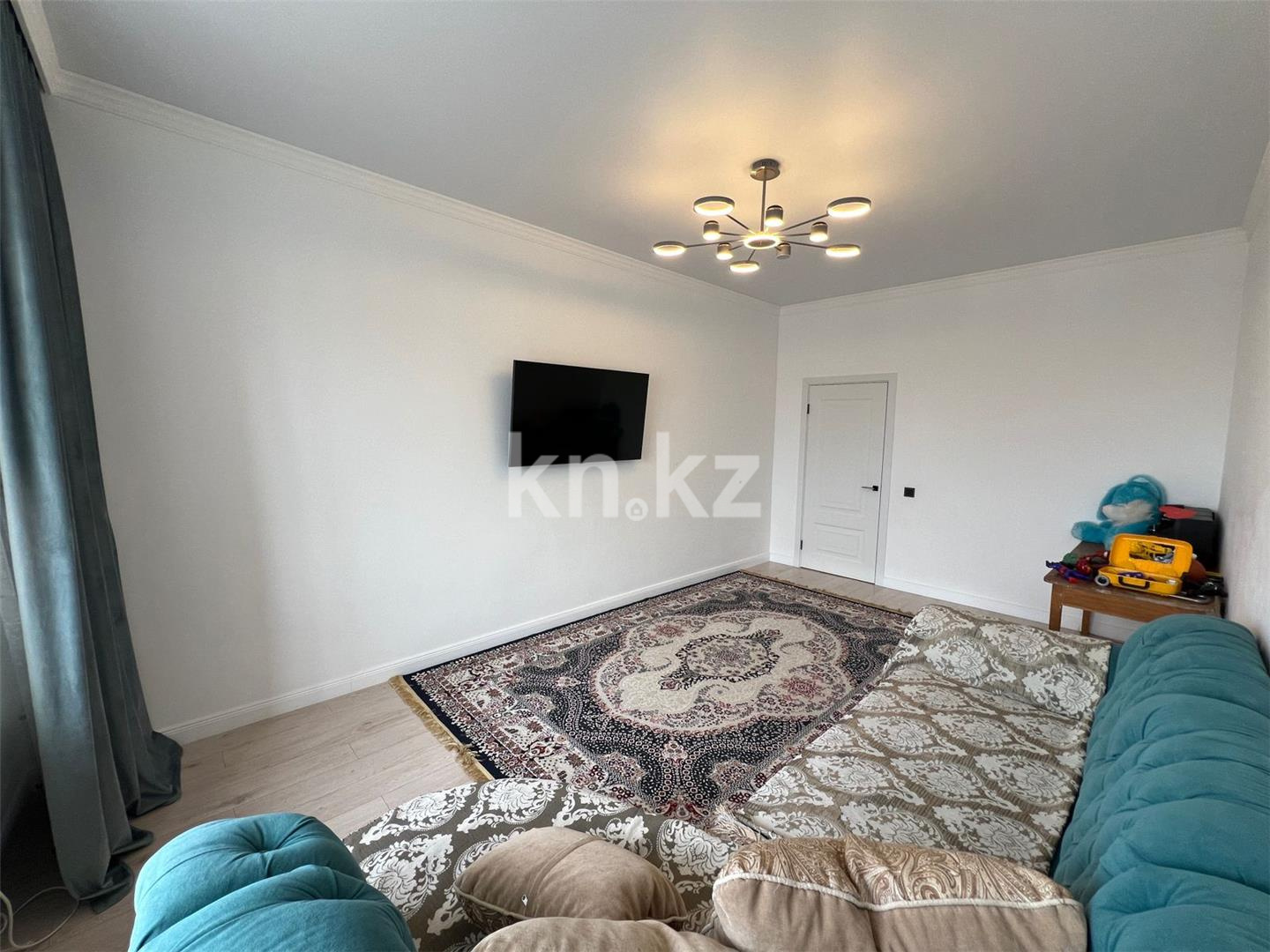 Продажа 4-комнатной квартиры, 111 м², ул. Муканова, дом  53/8 - Продажа  четырехкомнатных квартир в Караганде фото 10 из 23