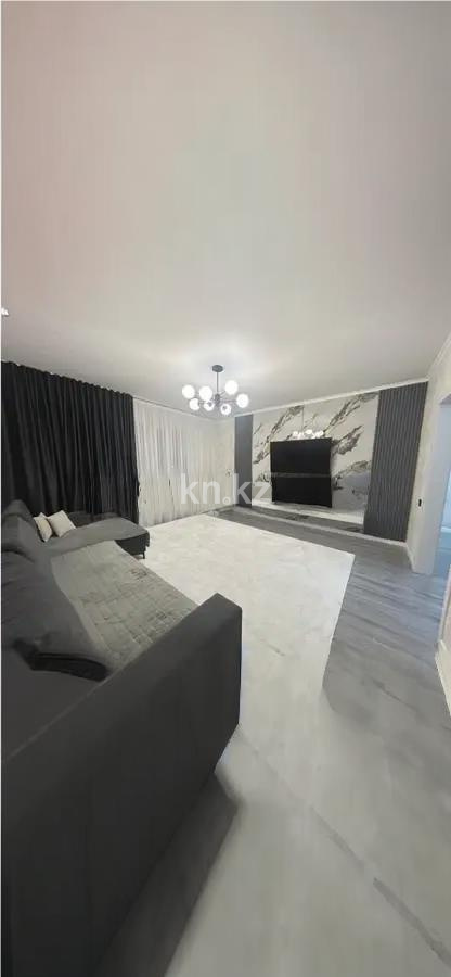 Продажа 2-комнатной квартиры, 70.8 м², ул. Омарова, дом  15 в Астане